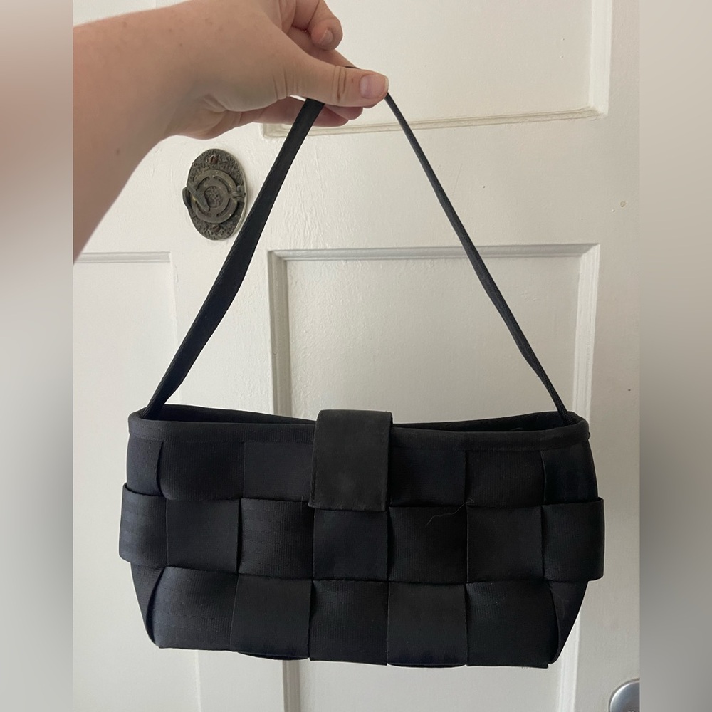 Harveys Original Seatbelt Shoulder Satchel